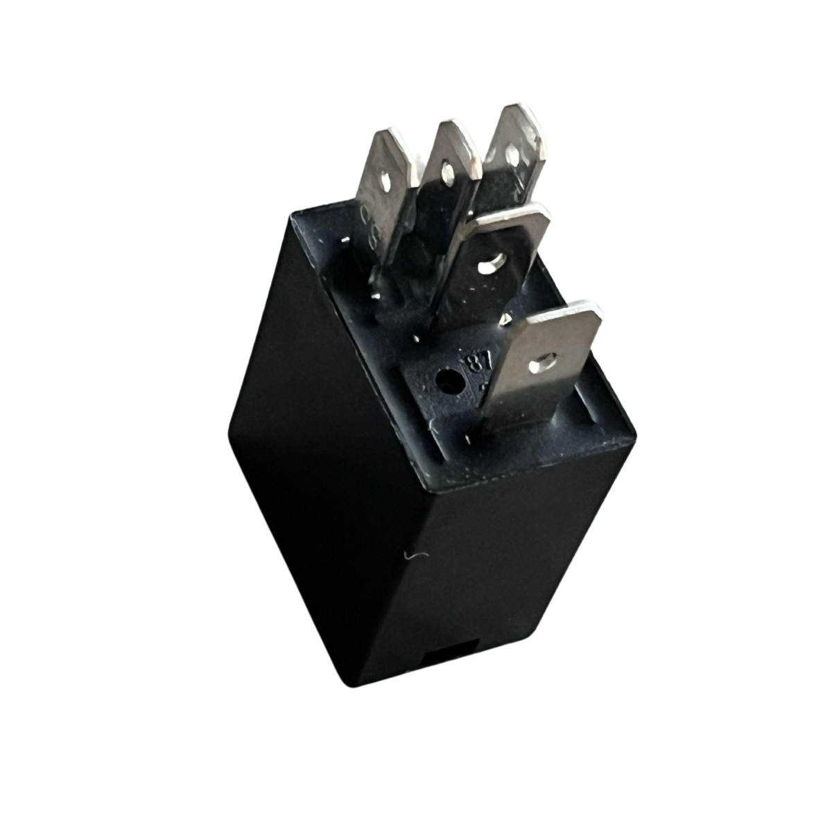 RELAY 5 LÍNEAS 12V JCB TIPO FORD 332/C3148